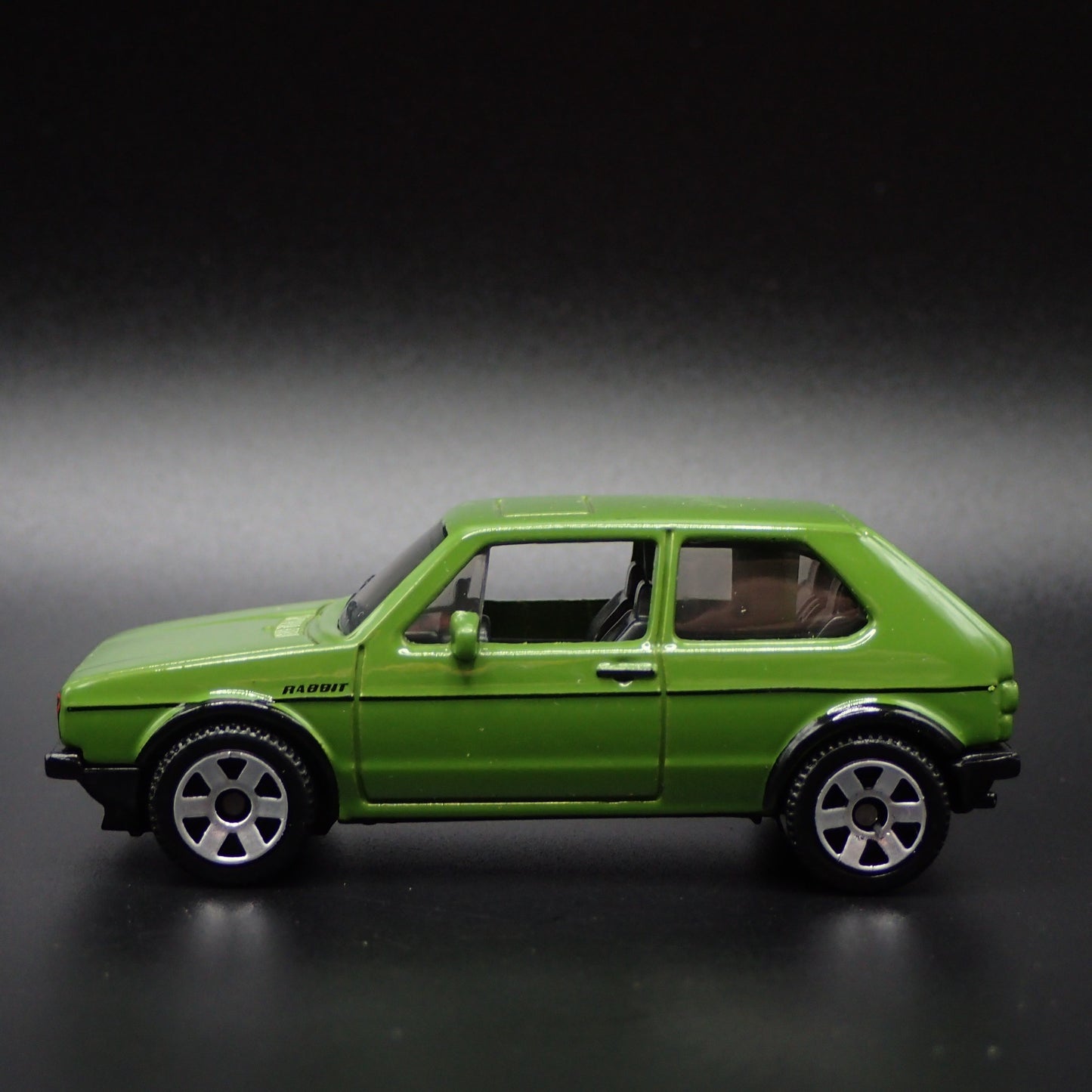 1974-1983 VW VOLKSWAGEN GOLF GTI MK1 GREEN 1:64 SCALE DIORAMA DIECAST MODEL CAR