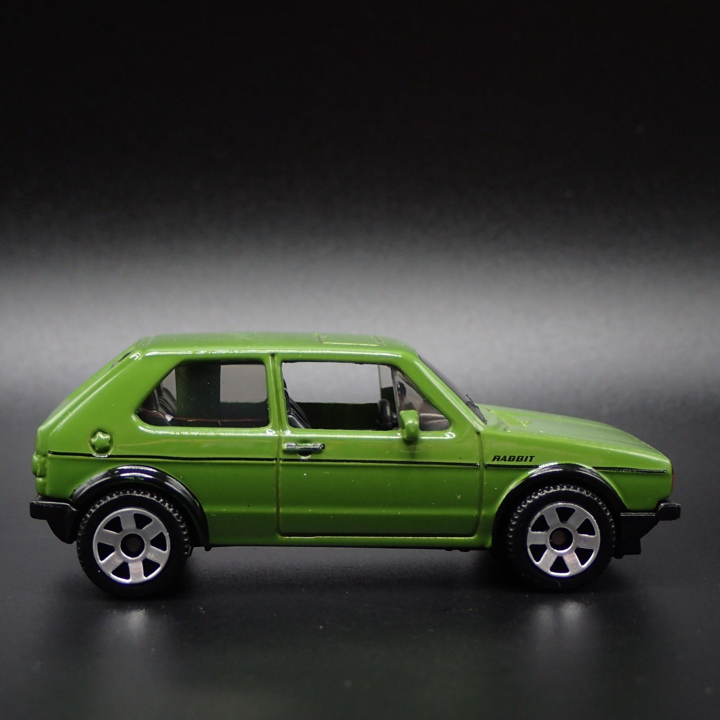 1974-1983 VW VOLKSWAGEN GOLF GTI MK1 GREEN 1:64 SCALE DIORAMA DIECAST MODEL CAR