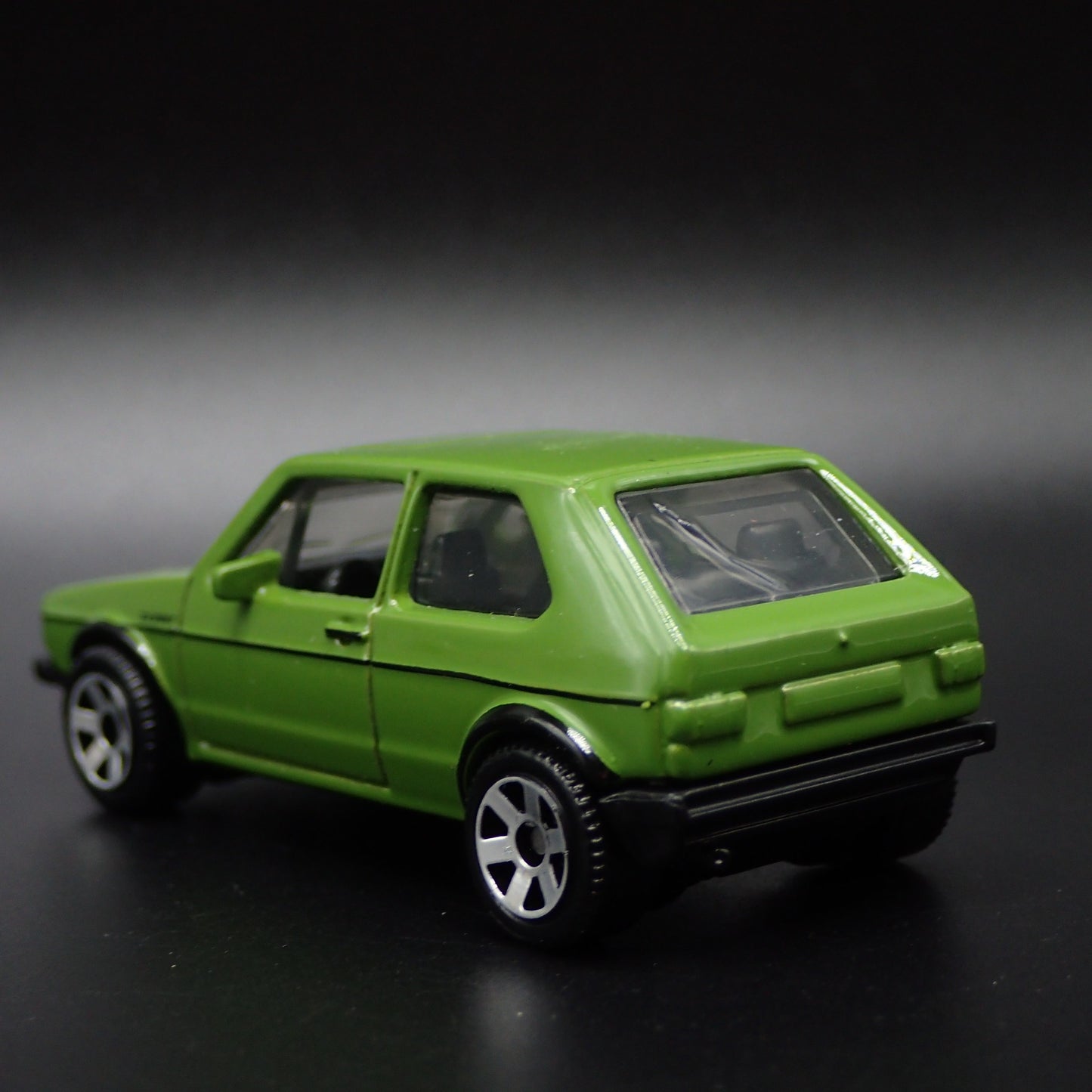 1974-1983 VW VOLKSWAGEN GOLF GTI MK1 GREEN 1:64 SCALE DIORAMA DIECAST MODEL CAR
