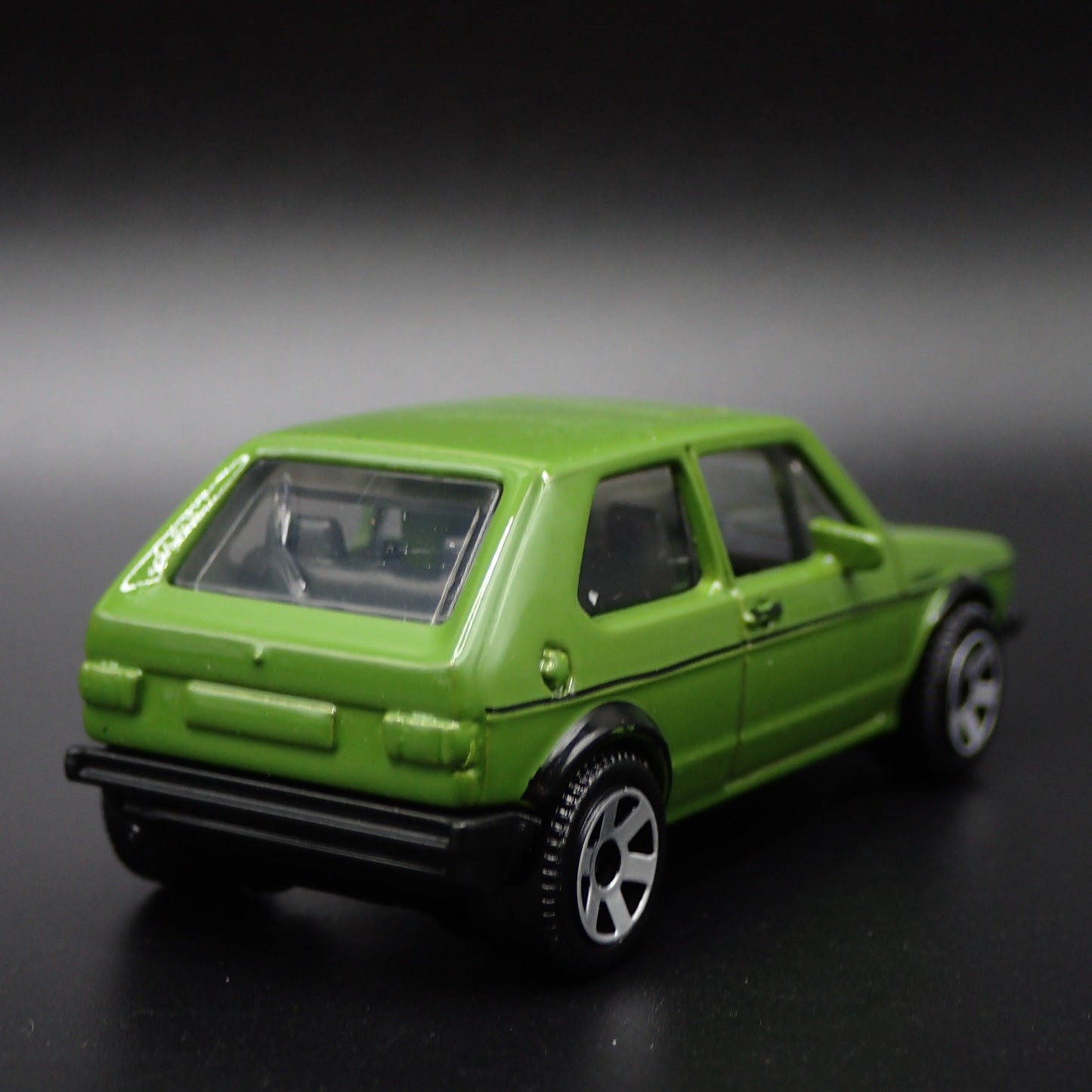 1974-1983 VW VOLKSWAGEN GOLF GTI MK1 GREEN 1:64 SCALE DIORAMA DIECAST MODEL CAR