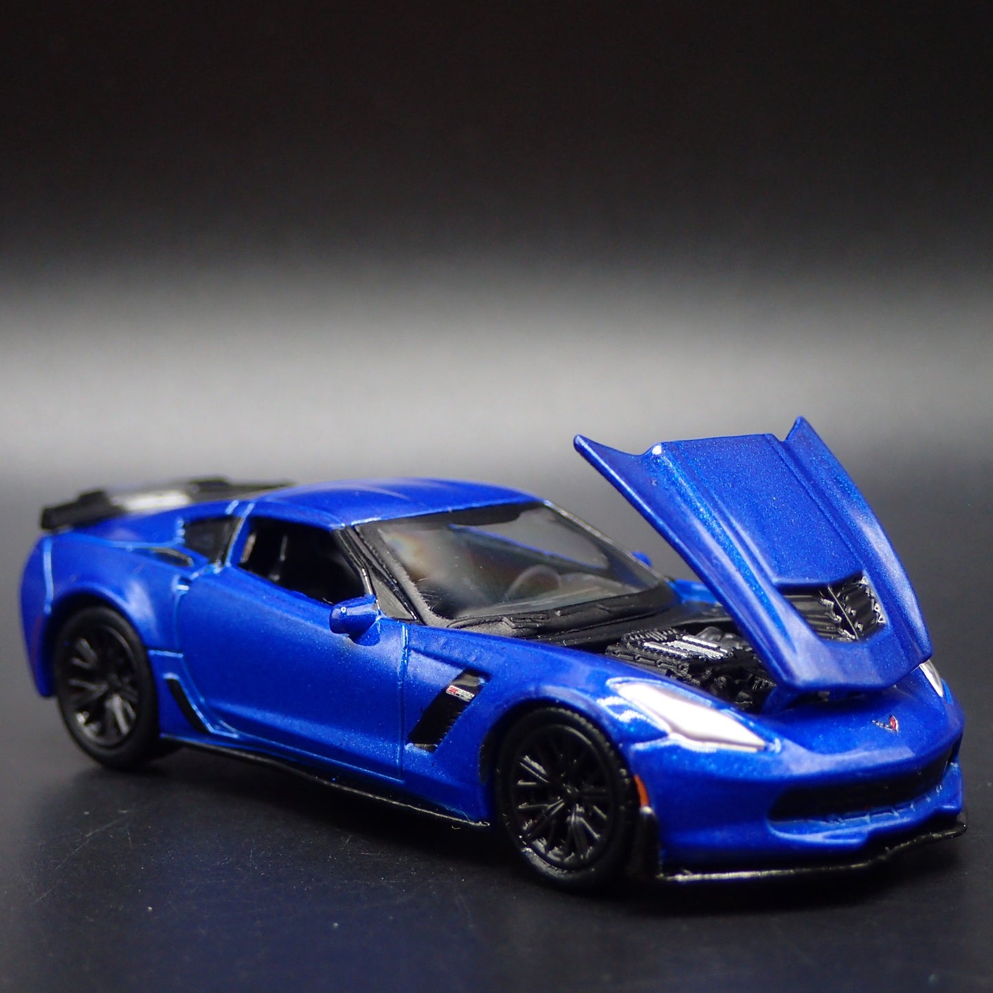 2014 - 2019 CHEVY CHEVROLET CORVETTE C7 Z06 1/64 SCALE DIORAMA DIECAST MODEL CAR