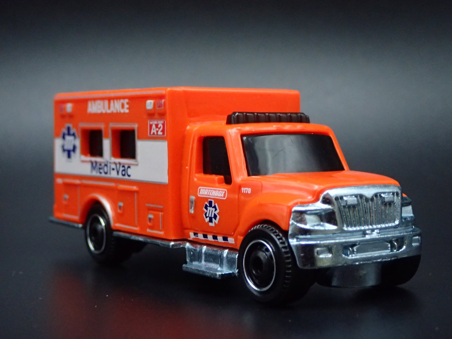 INTERNATIONAL TERRASTAR AMBULANCE MEDI-VAC ORG 1/64 MB SCALE DIECAST MODEL CAR