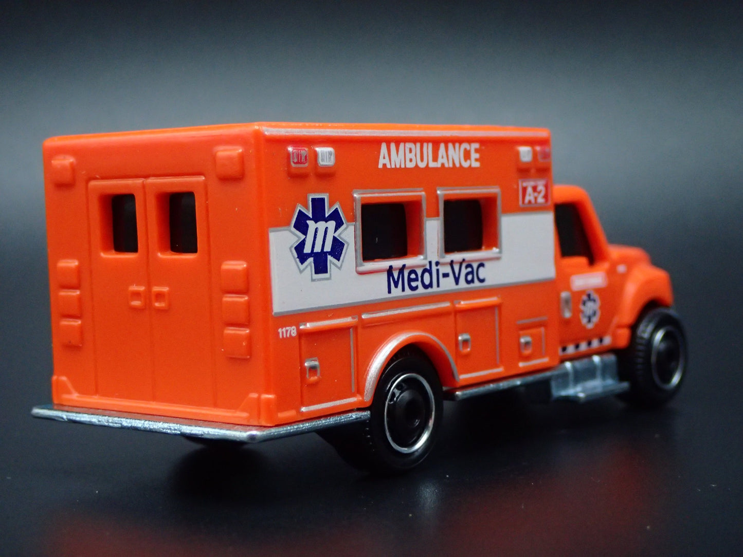 INTERNATIONAL TERRASTAR AMBULANCE MEDI-VAC ORG 1/64 MB SCALE DIECAST MODEL CAR