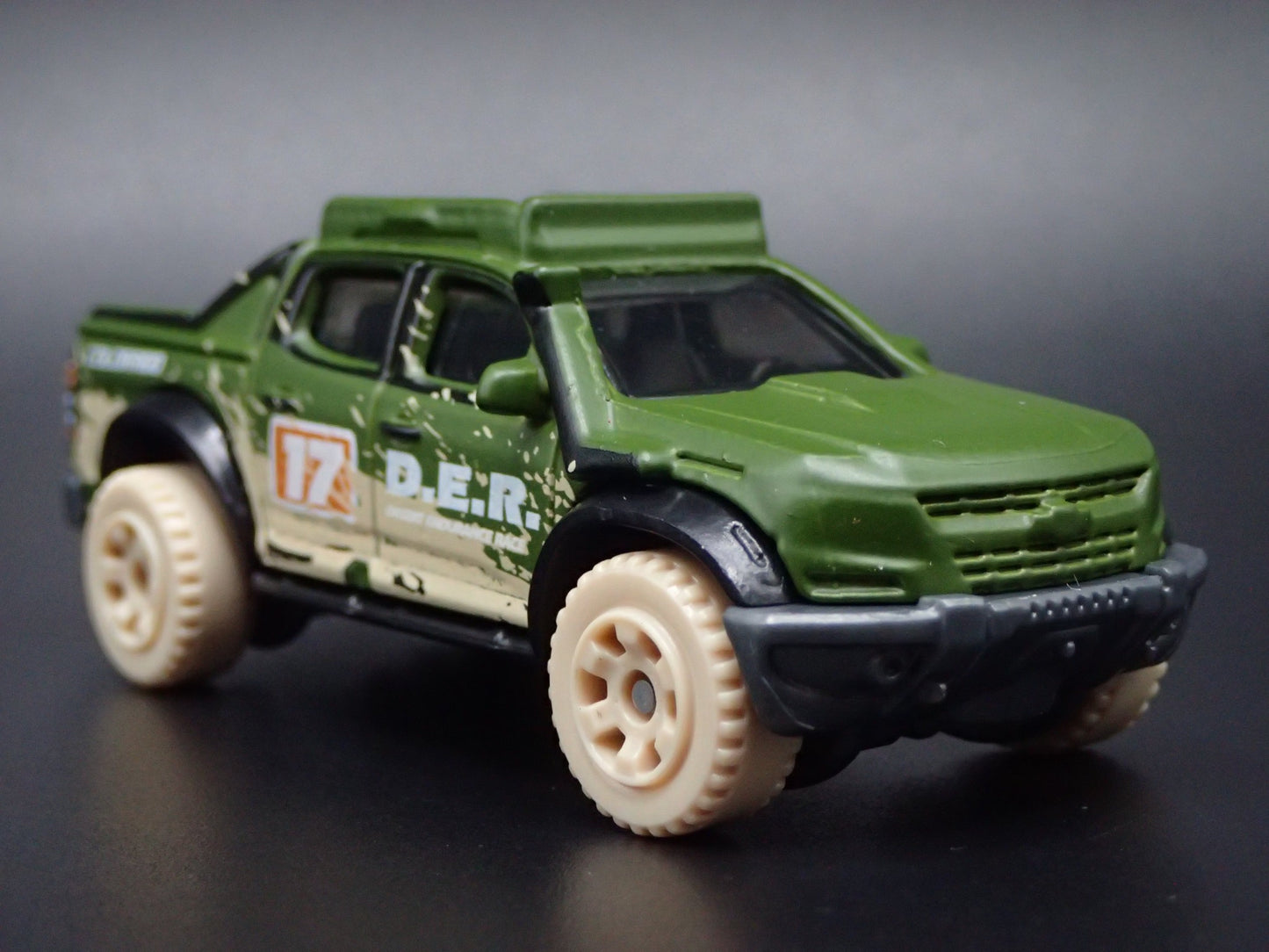 2015-2022 CHEVY CHEVROLET COLORADO XTREME PICKUP TRUCK 1:64 SCALE DIECAST MODEL