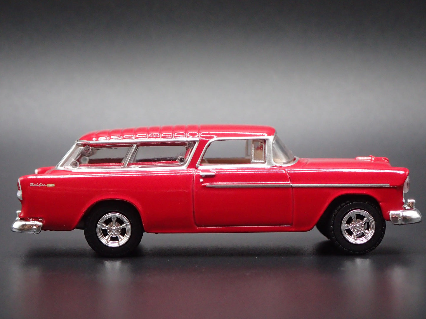 1955 55 CHEVY CHEVROLET NOMAD STATION WAGON RED 1:64 SCALE DIECAST MODEL CAR