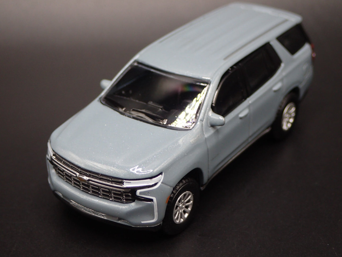 2021-2026 CHEVY CHEVROLET TAHOE 1:64 SCALE COLLECTIBLE DIORAMA DIECAST MODEL CAR