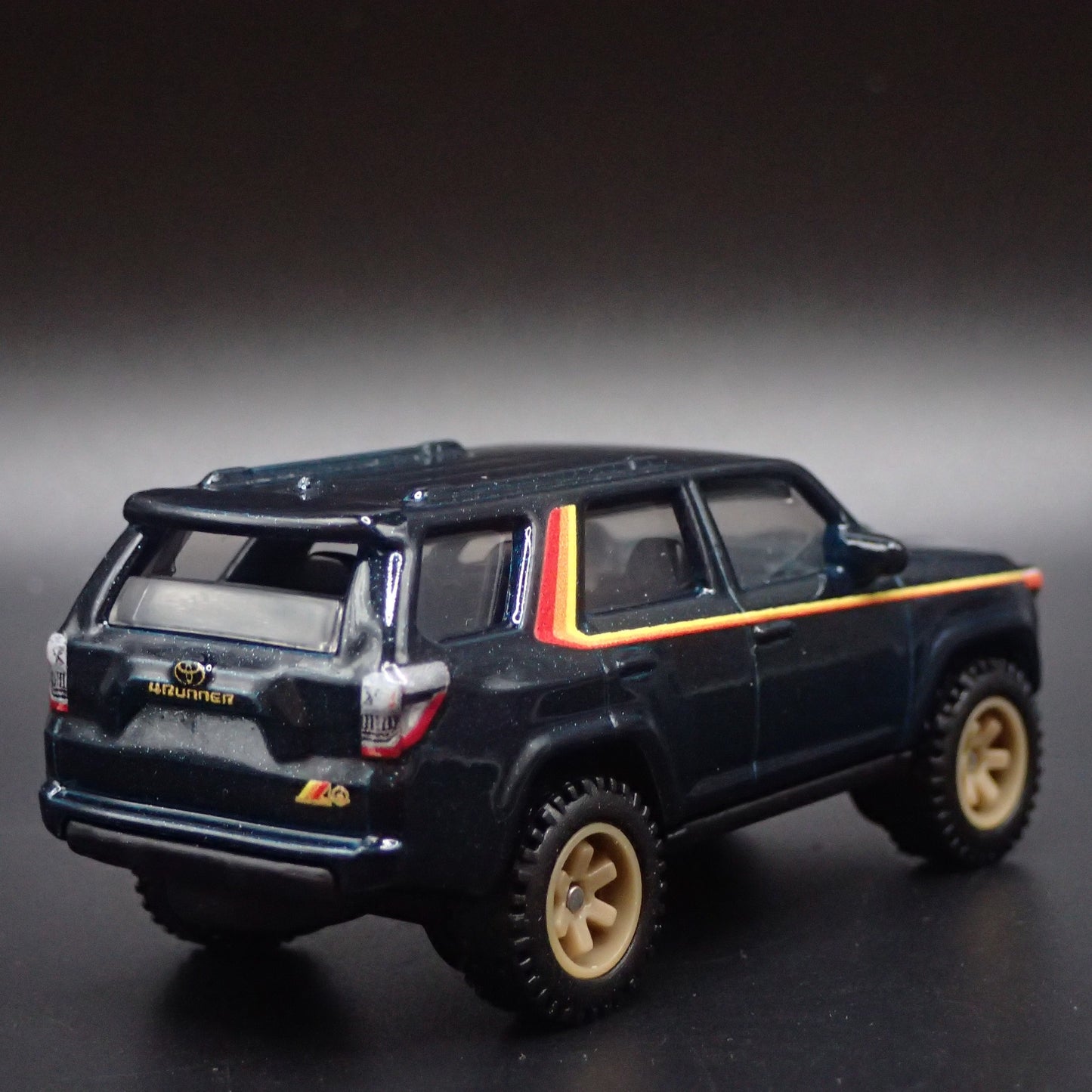 2010-2024 TOYOTA 4RUNNER SUV 1/64 SCALE COLLECTIBLE DIORAMA DIECAST MODEL CAR