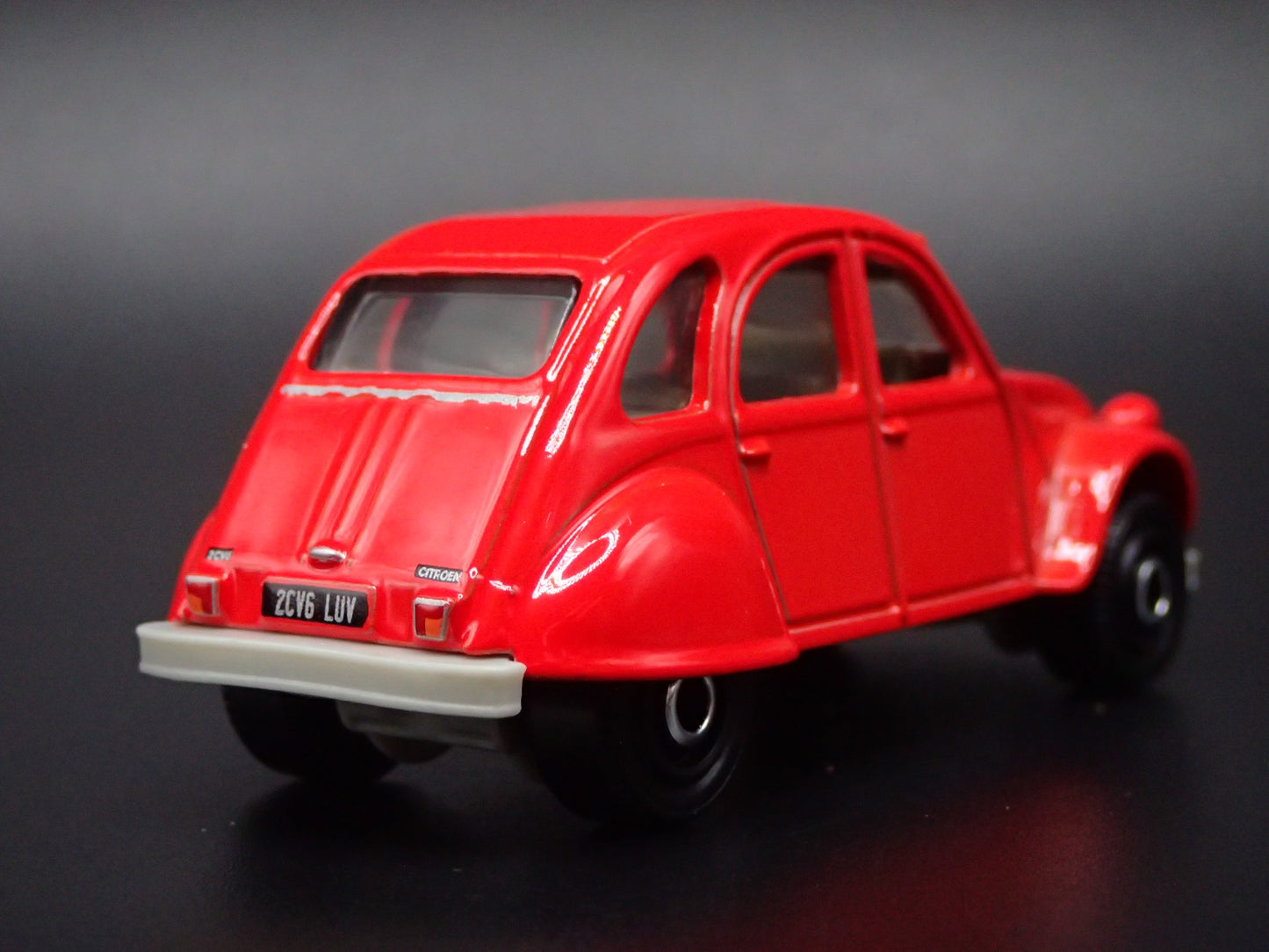 1948-1990 CITROEN 2CV RED 1:64 SCALE COLLECTIBLE DIORAMA DIECAST MODEL CAR