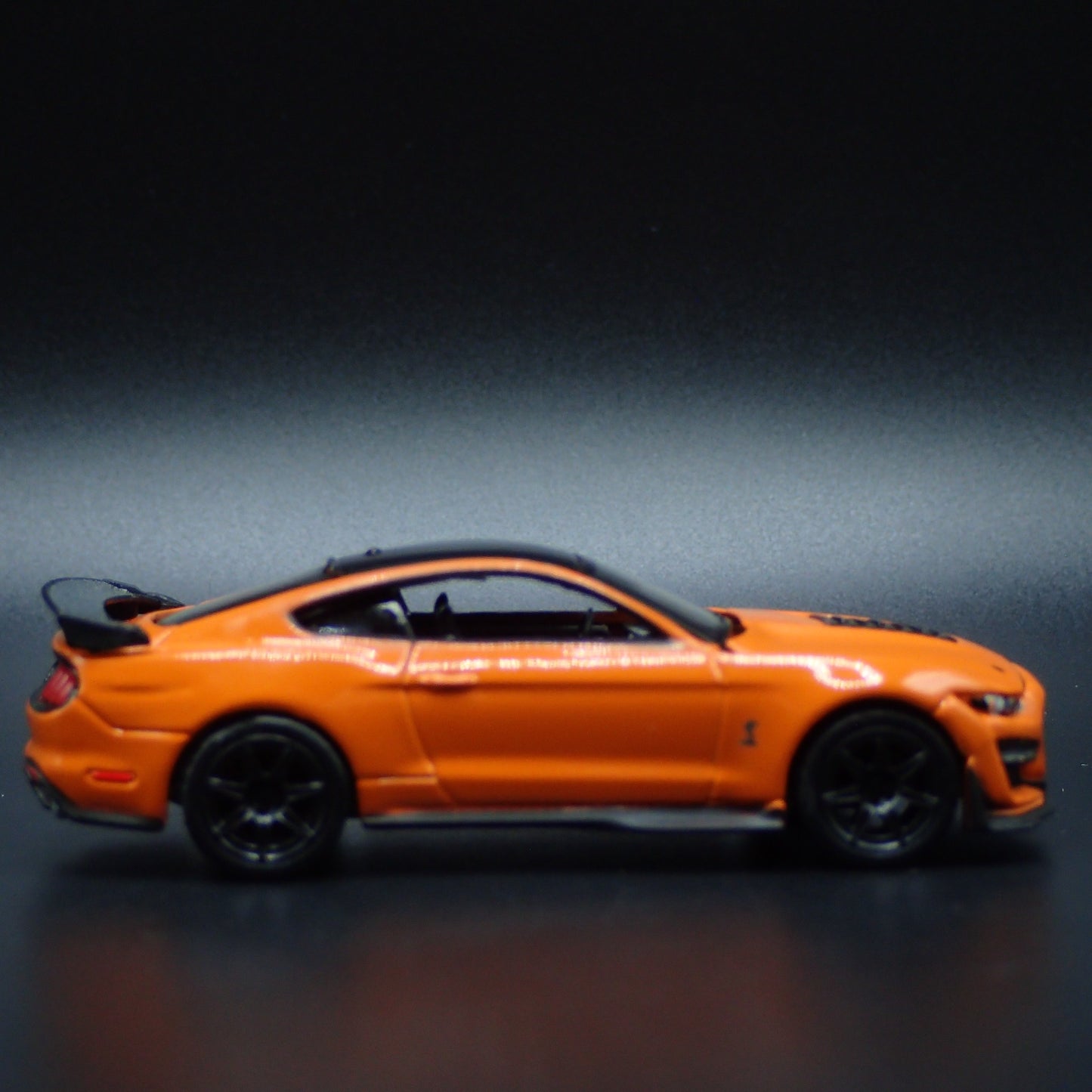 2015-2023 FORD MUSTANG SHELBY GT500 TRACK PACK 1:64 SCALE DIECAST MODEL CAR