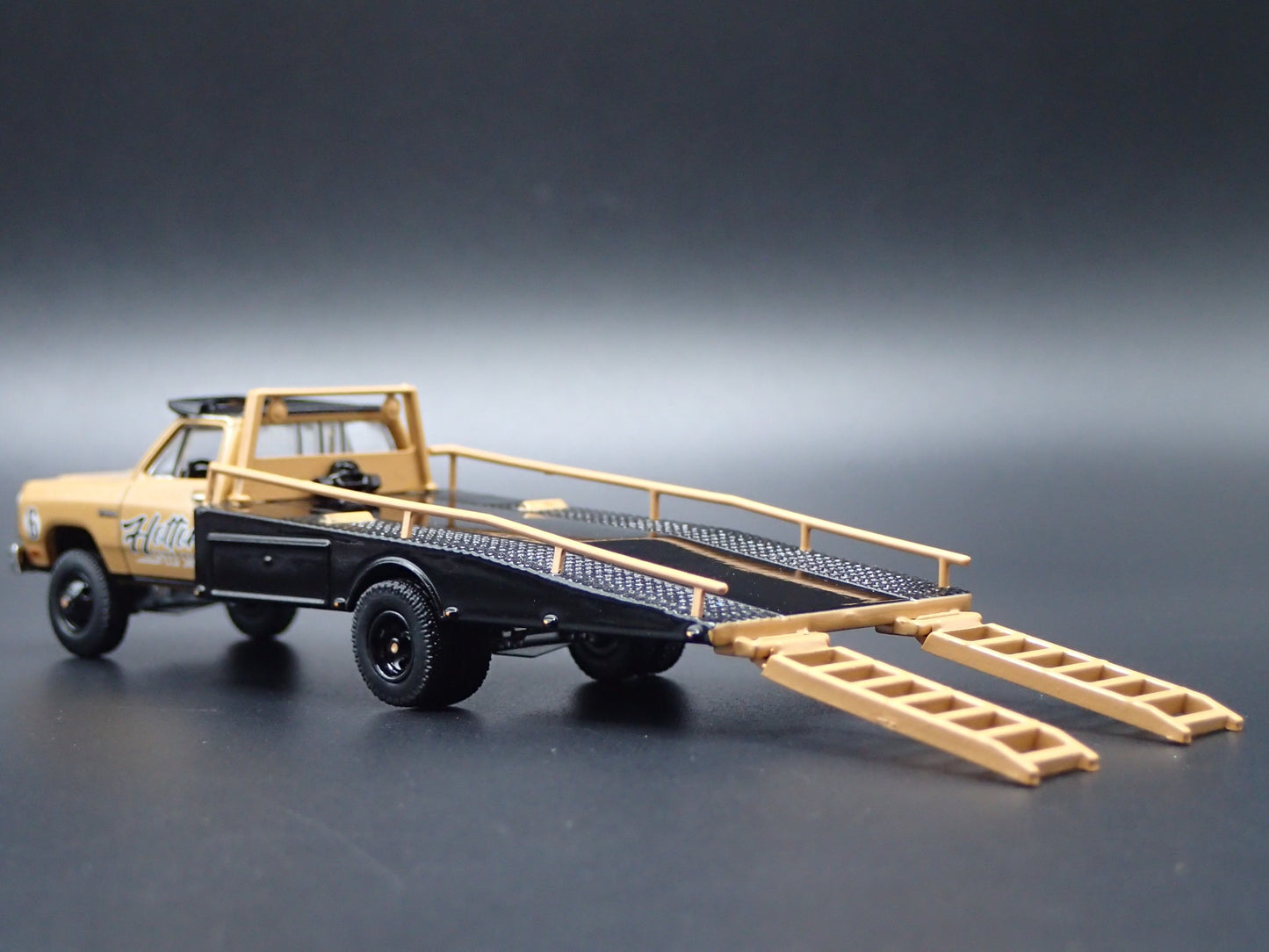 1985 85 DODGE RAM D350 RAMP TRUCK HOTTON SPEED SHOP 1/64 SCALE DIECAST MODEL CAR