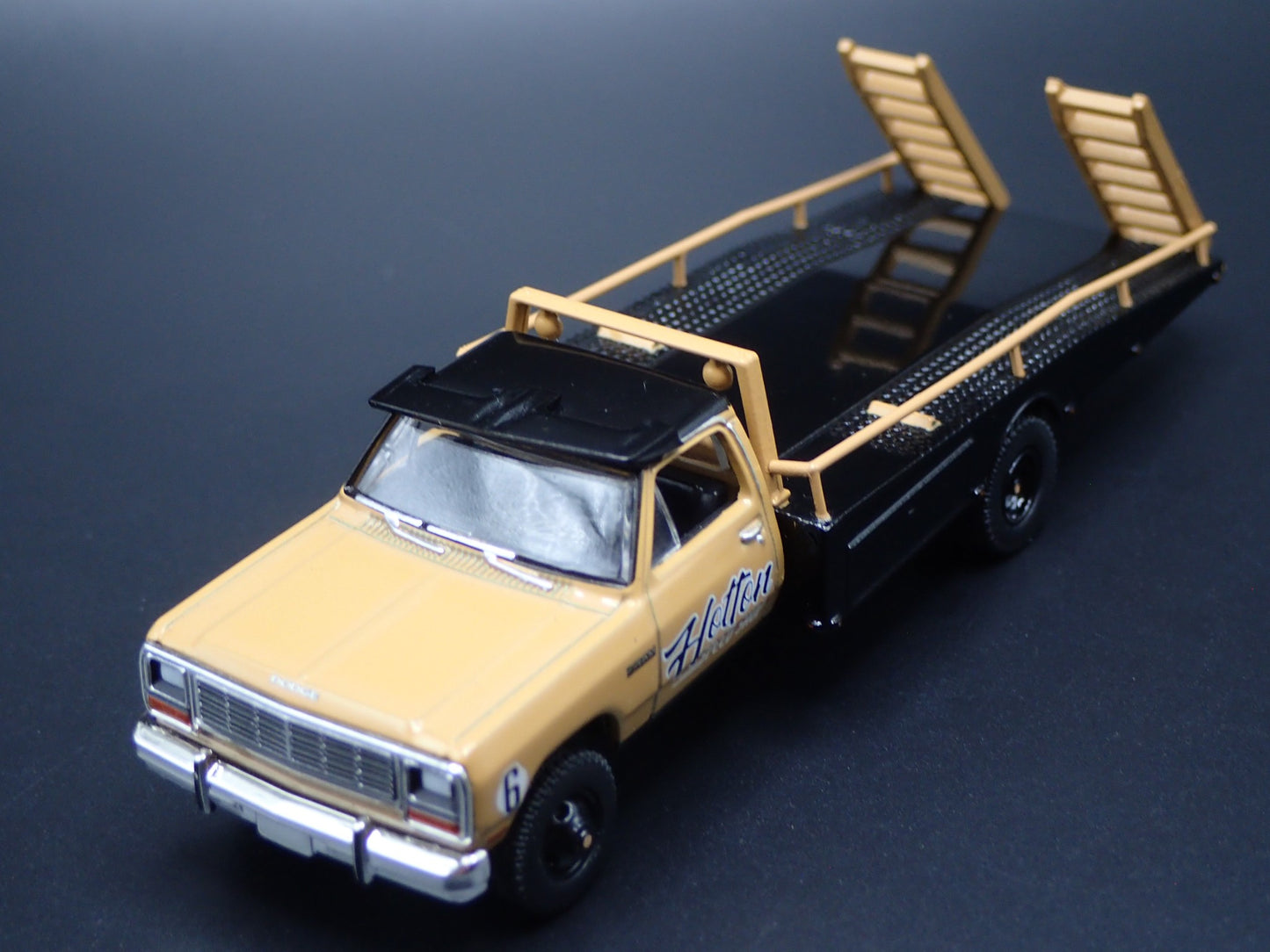 1985 85 DODGE RAM D350 RAMP TRUCK HOTTON SPEED SHOP 1/64 SCALE DIECAST MODEL CAR