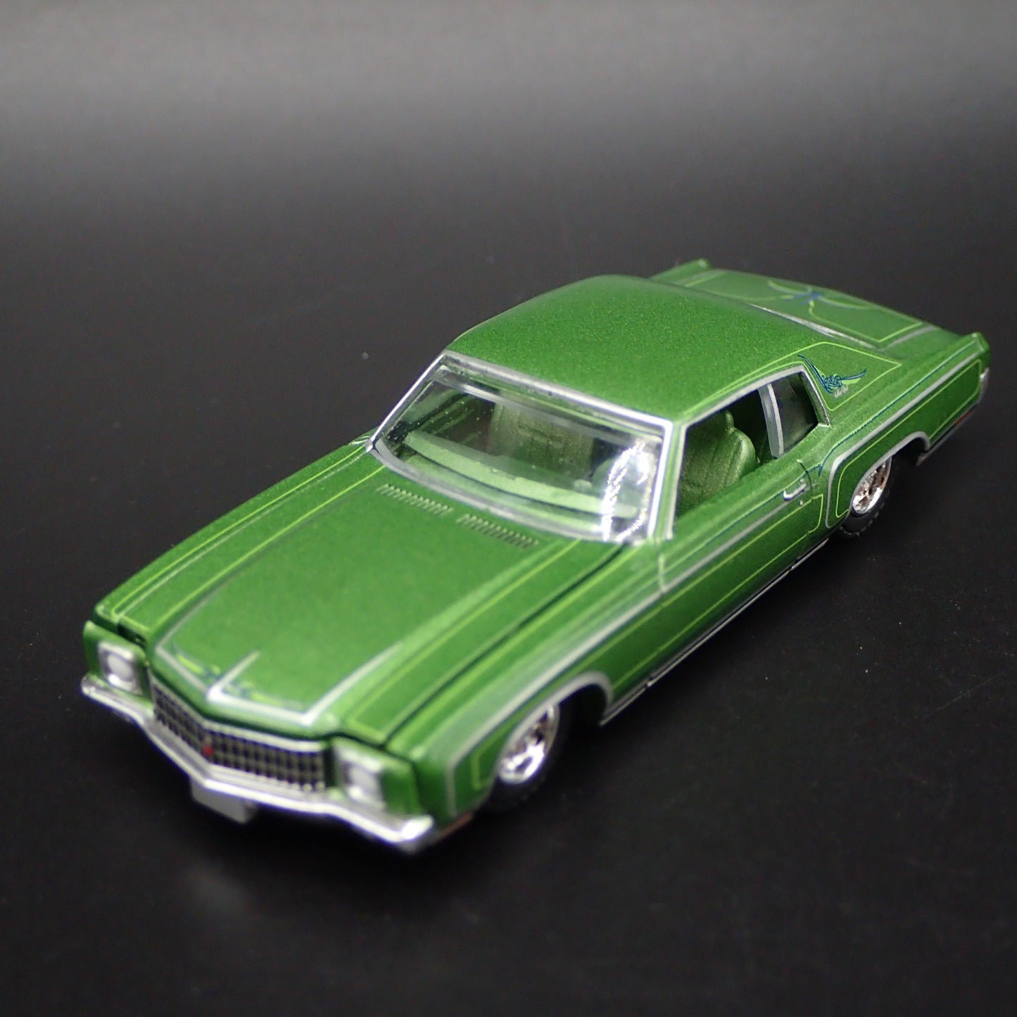 1970 70 CHEVY CHEVROLET MONTE CARLO LOWRIDER RARE 1:64 SCALE DIECAST MODEL CAR