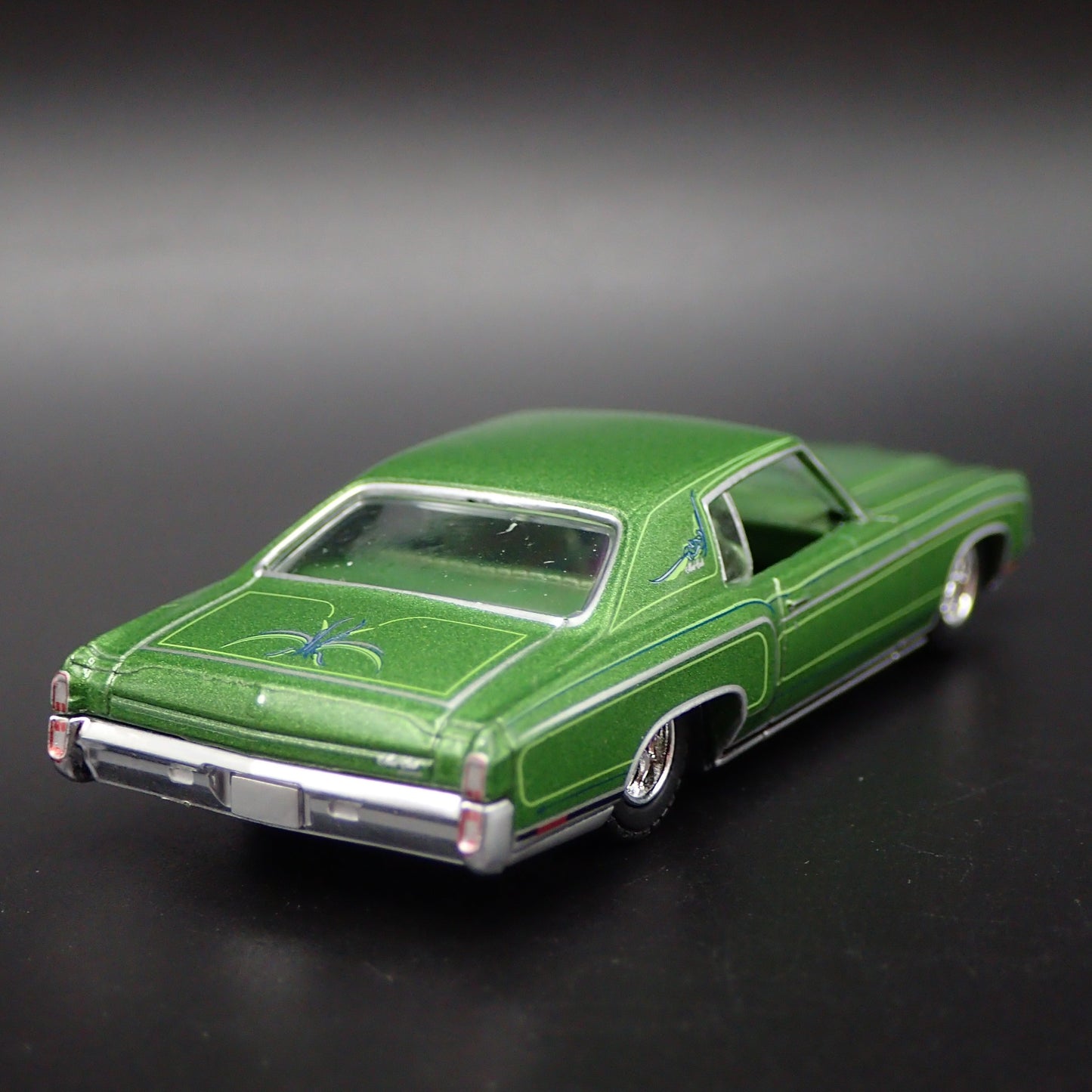 1970 70 CHEVY CHEVROLET MONTE CARLO LOWRIDER RARE 1:64 SCALE DIECAST MODEL CAR