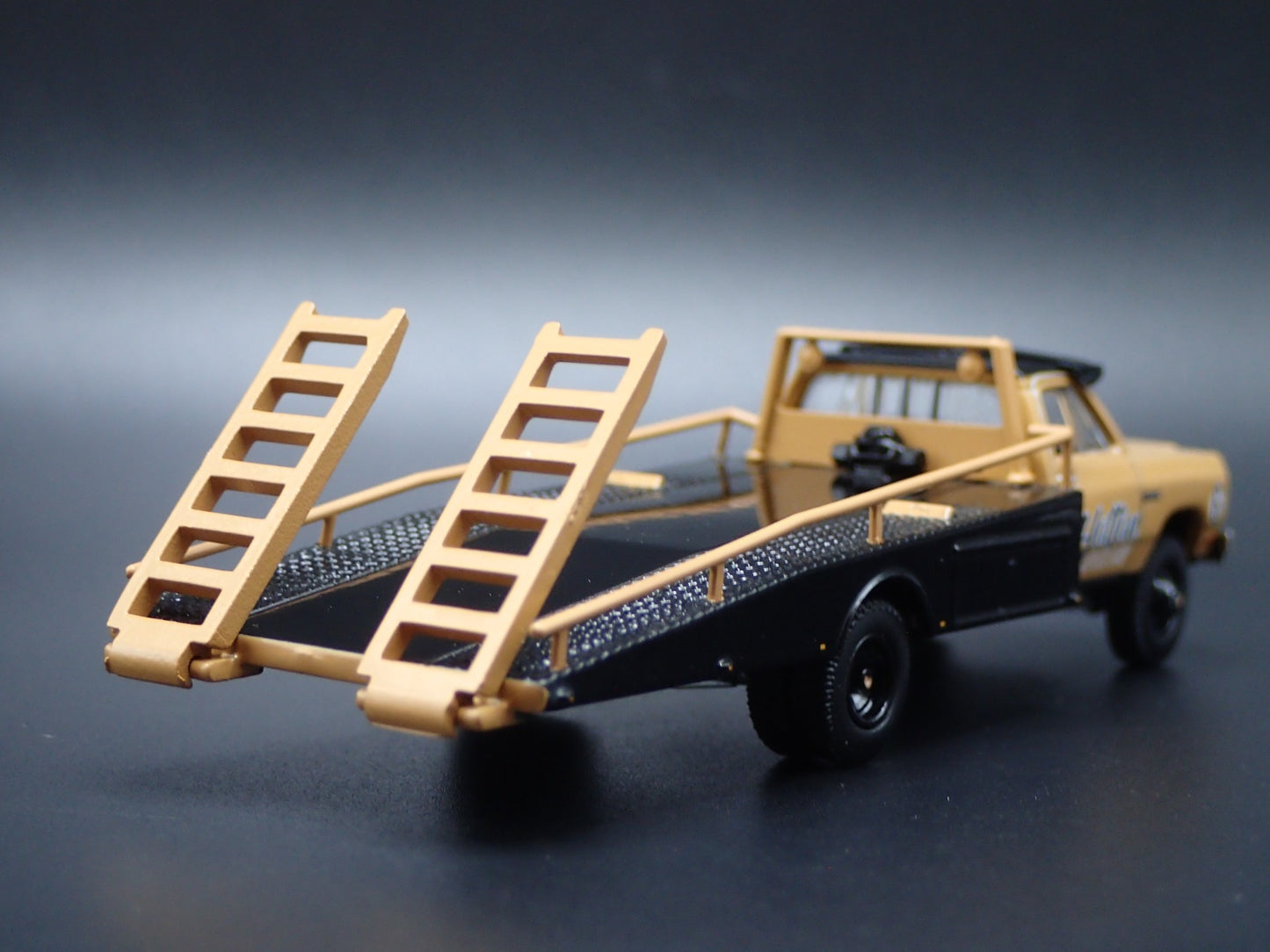 1985 85 DODGE RAM D350 RAMP TRUCK HOTTON SPEED SHOP 1/64 SCALE DIECAST MODEL CAR