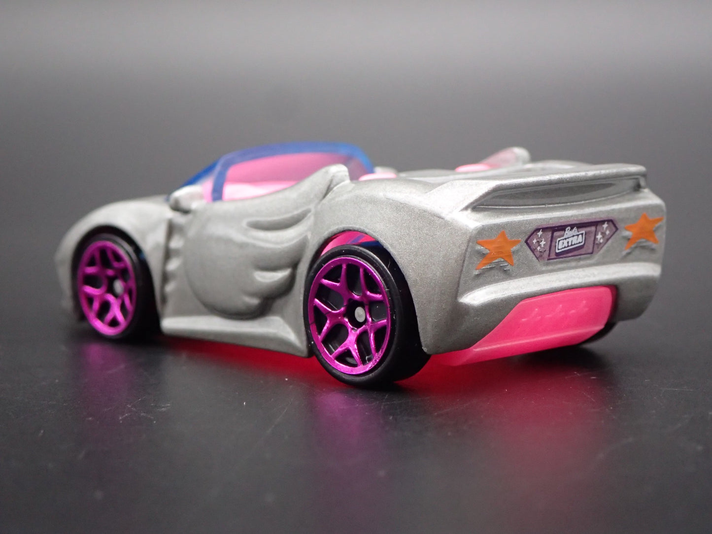 BARBIE EXTRA CONVERTIBLE SPORTS CAR 1:64 HW SCALE DIORAMA DIECAST MODEL CAR