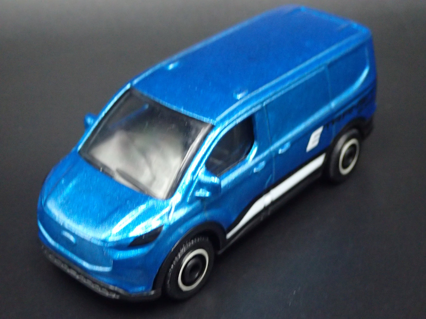 2022-2026 FORD E TRANSIT VAN ELECTIC BLUE 1:64 MB SCALE DIECAST MODEL CAR
