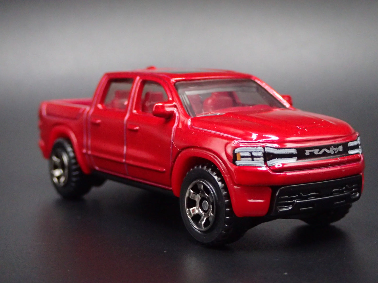 RAM 1500 EV PICKUP PICKUP TRUCK CONCEPT 1/64 SCALE COLLECTIBLE DIECAST MODEL CAR