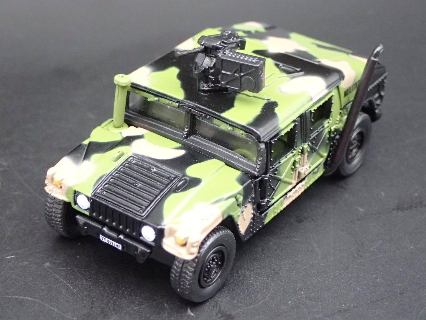 H1 M1025 HMMWV ARMAMENT CARRIER HUMVEE MILITARY U.N 1:64 SCALE DIECAST MODEL CAR