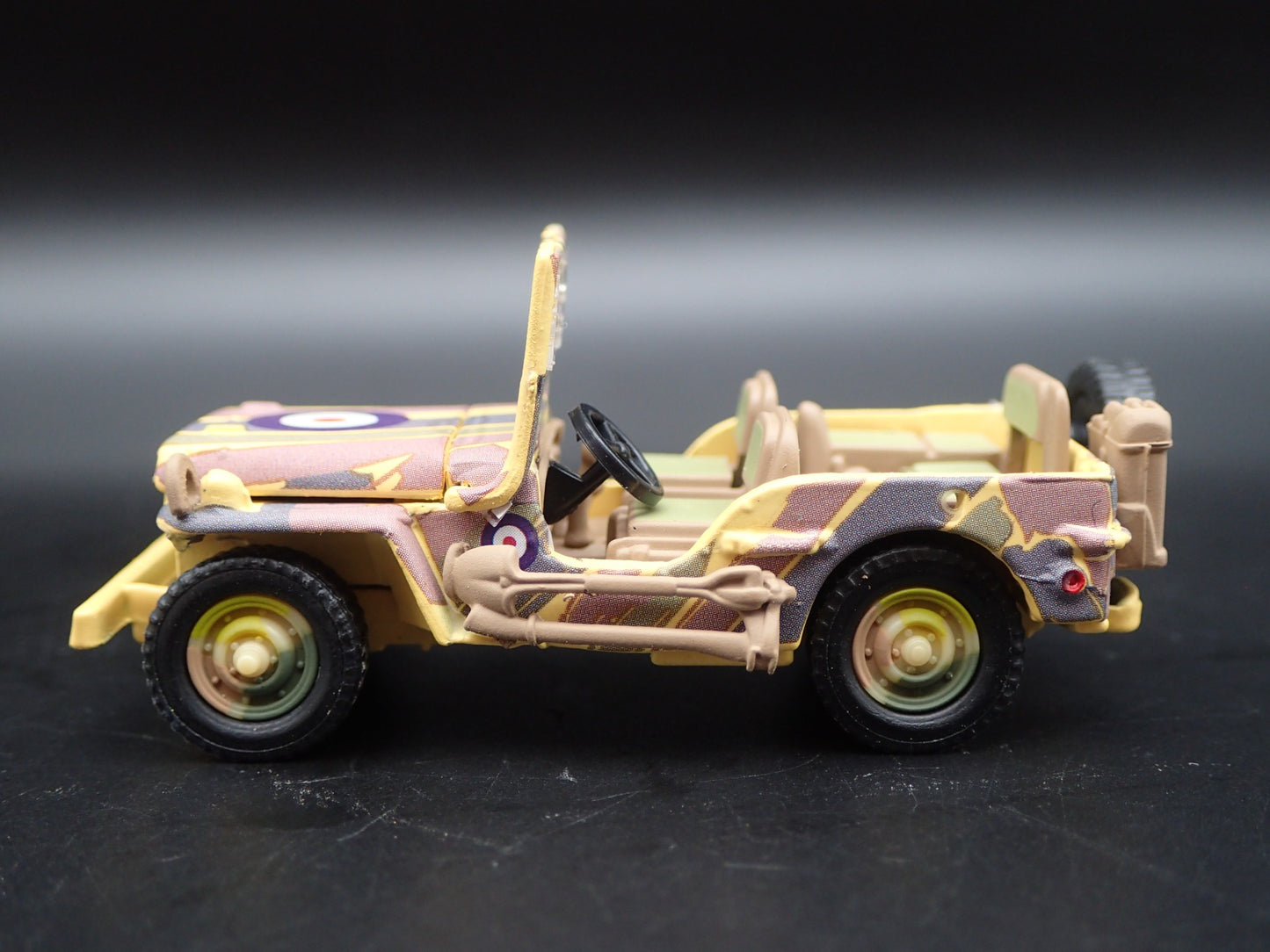 WWII WILLYS MB JEEP BRITISH ARMY SPECIAL AIR SERVICE 1:64 DIECAST MODEL CAR