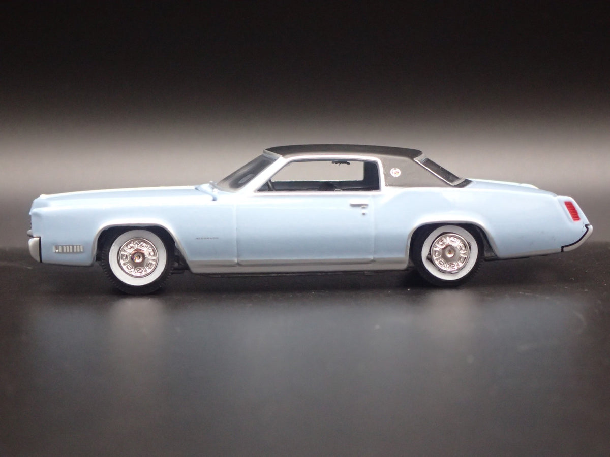 1967 67 CADDY CADILLAC ELDORADO 1:64 SCALE COLLECTIBLE DIORAMA DIECAST MODEL CAR-Burning Rubber Toy Company