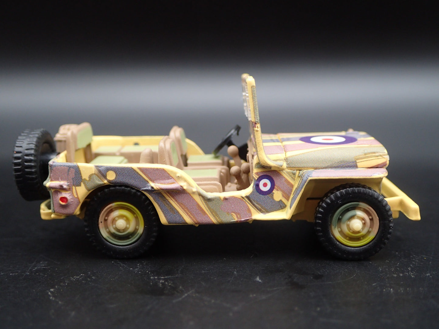 WWII WILLYS MB JEEP BRITISH ARMY SPECIAL AIR SERVICE 1:64 DIECAST MODEL CAR