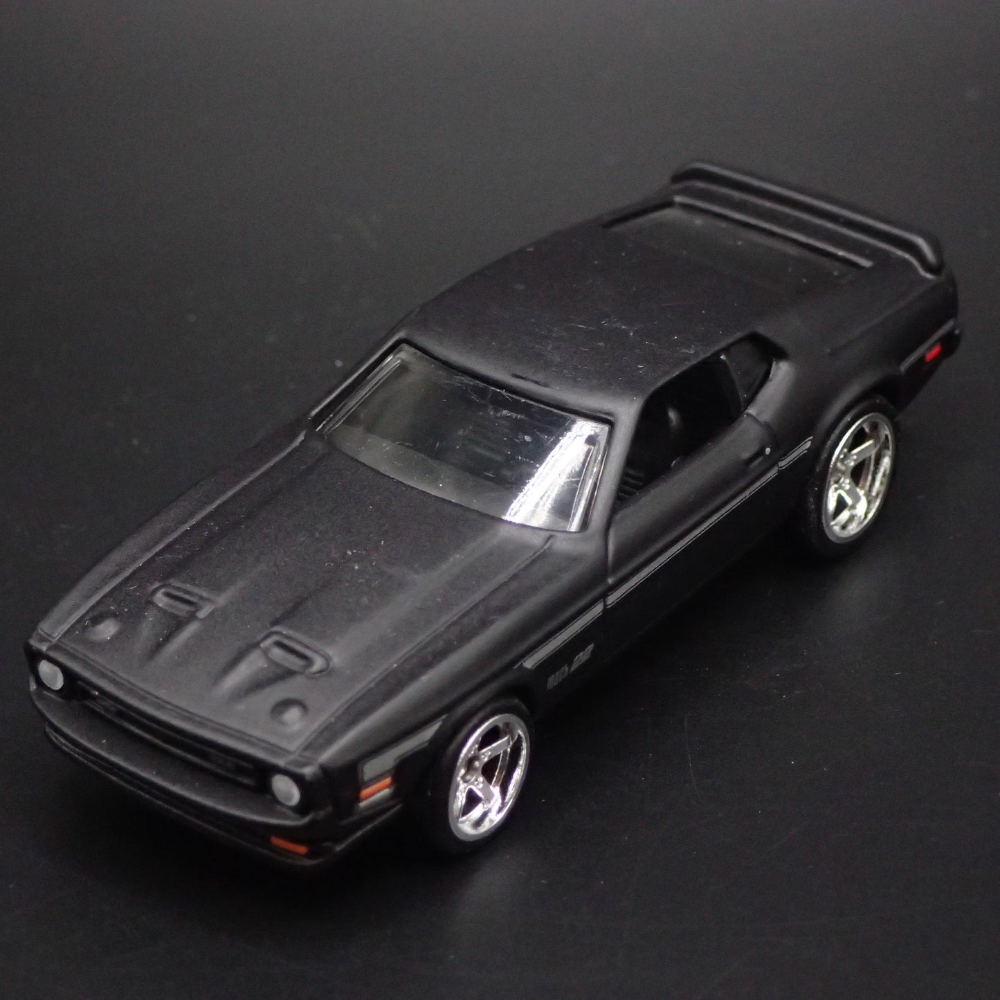 1971 71 FORD MUSTANG MACH 1 FASTBACK 1:64 SCALE COLLECTIBLE DIECAST MODEL CAR