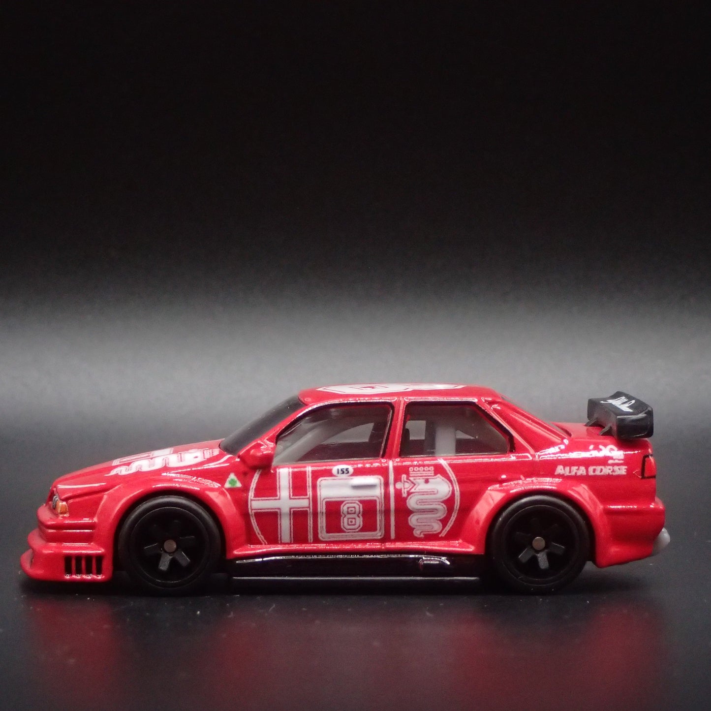 1993-1996 ALFA ROMEO 155 V6 Ti RACE CAR 1:64 SCALE DIORAMA DIECAST MODEL CAR