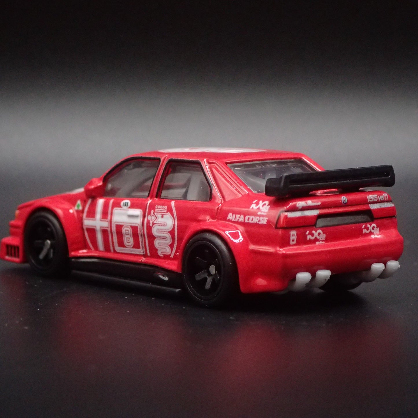 1993-1996 ALFA ROMEO 155 V6 Ti RACE CAR 1:64 SCALE DIORAMA DIECAST MODEL CAR