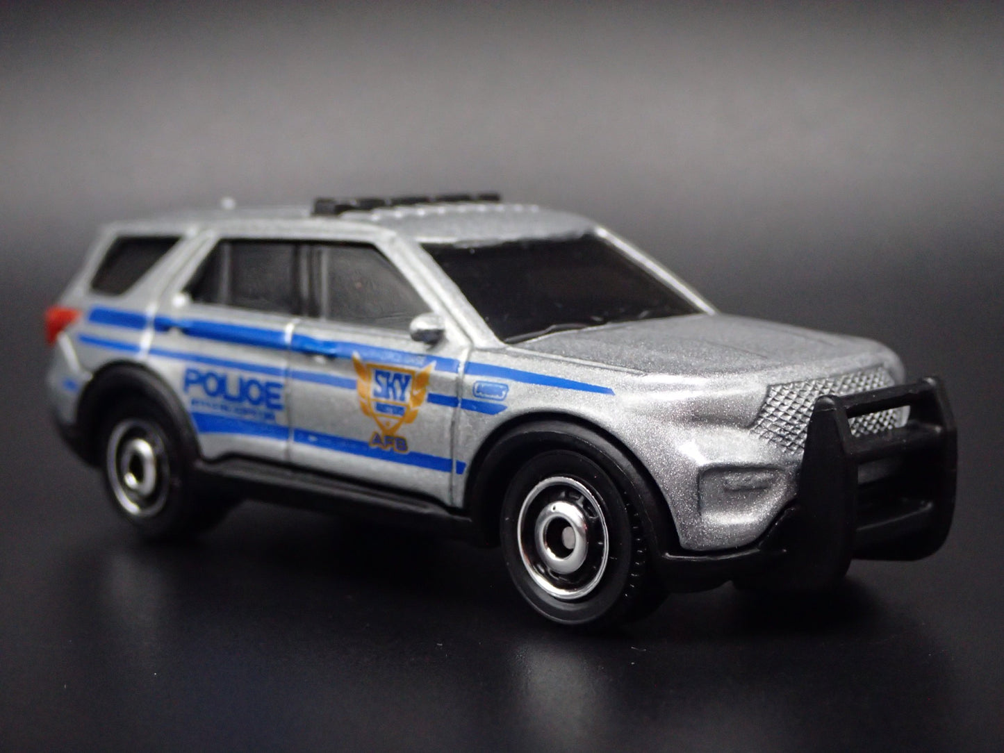 2020-2025 FORD EXPLORER POLICE INTERCEPTOR SILVER 1:64 SCALE DIECAST MODEL CAR