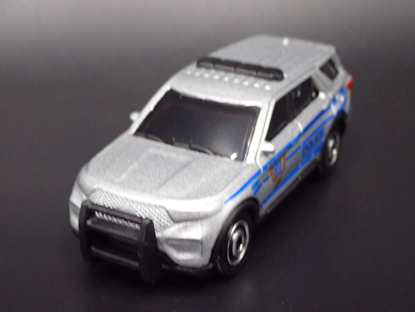 2020-2025 FORD EXPLORER POLICE INTERCEPTOR SILVER 1:64 SCALE DIECAST MODEL CAR