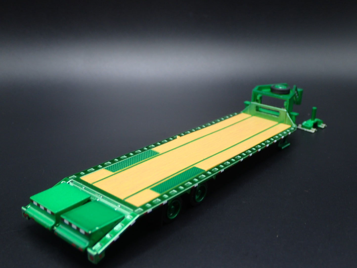 GOOSENECK FLATBED TRAILER w LOADING RAMP, HITCH 1:64 SCALE DIORAMA DIECAST MODEL