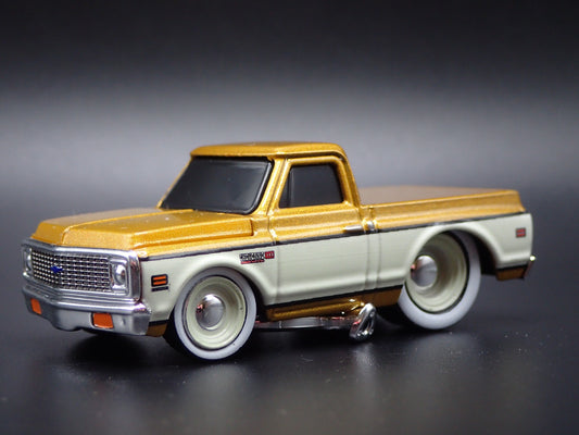 1972 72 CHEVY CHEVROLET C10 PICKUP TRUCK GOLD 1:64 SCALE DIECAST MODEL CAR