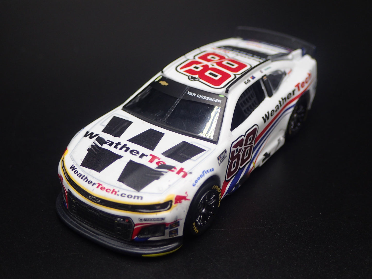 2025 CHEVY CAMARO 88 SHANE VAN GISBERGEN WEATHERTECH NASCAR 1:64 DIECAST MODEL