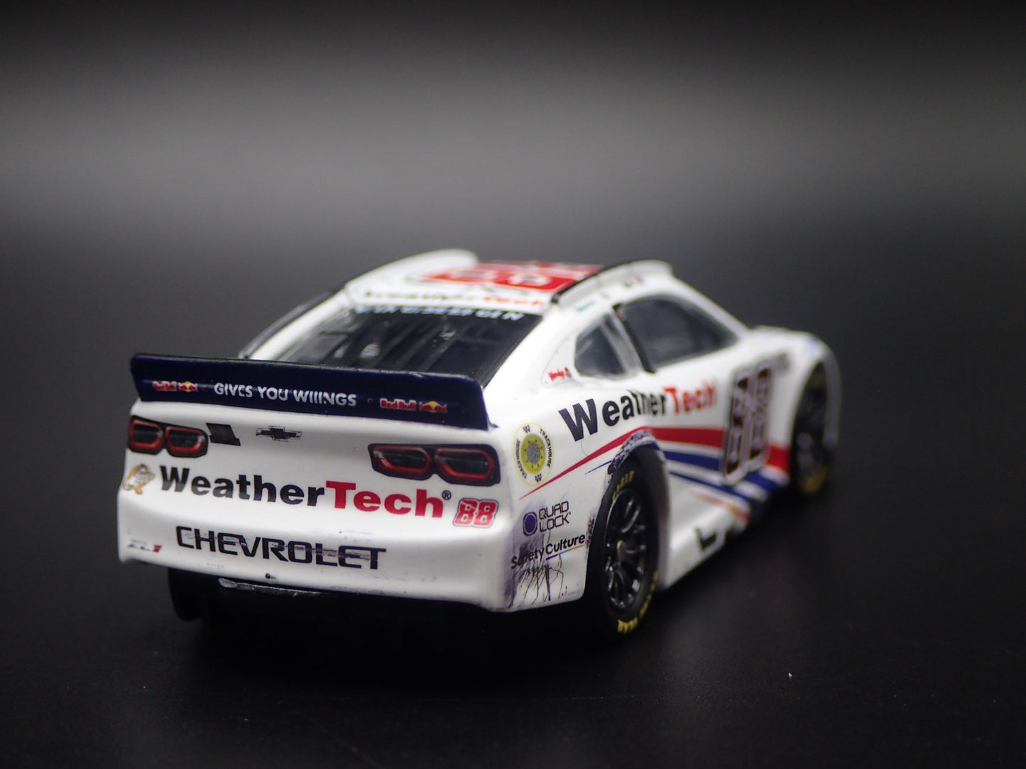 2025 CHEVY CAMARO 88 SHANE VAN GISBERGEN WEATHERTECH NASCAR 1:64 DIECAST MODEL
