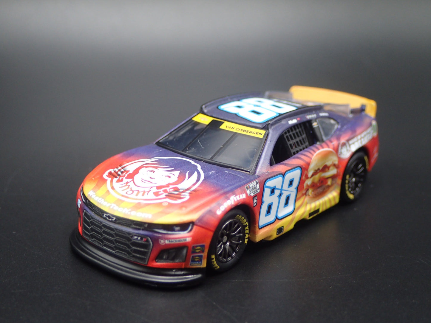 2025 25 CHEVY CAMARO 88 SHANE VAN GISBERGEN WENDYS NASCAR 1:64 DIECAST MODEL CAR