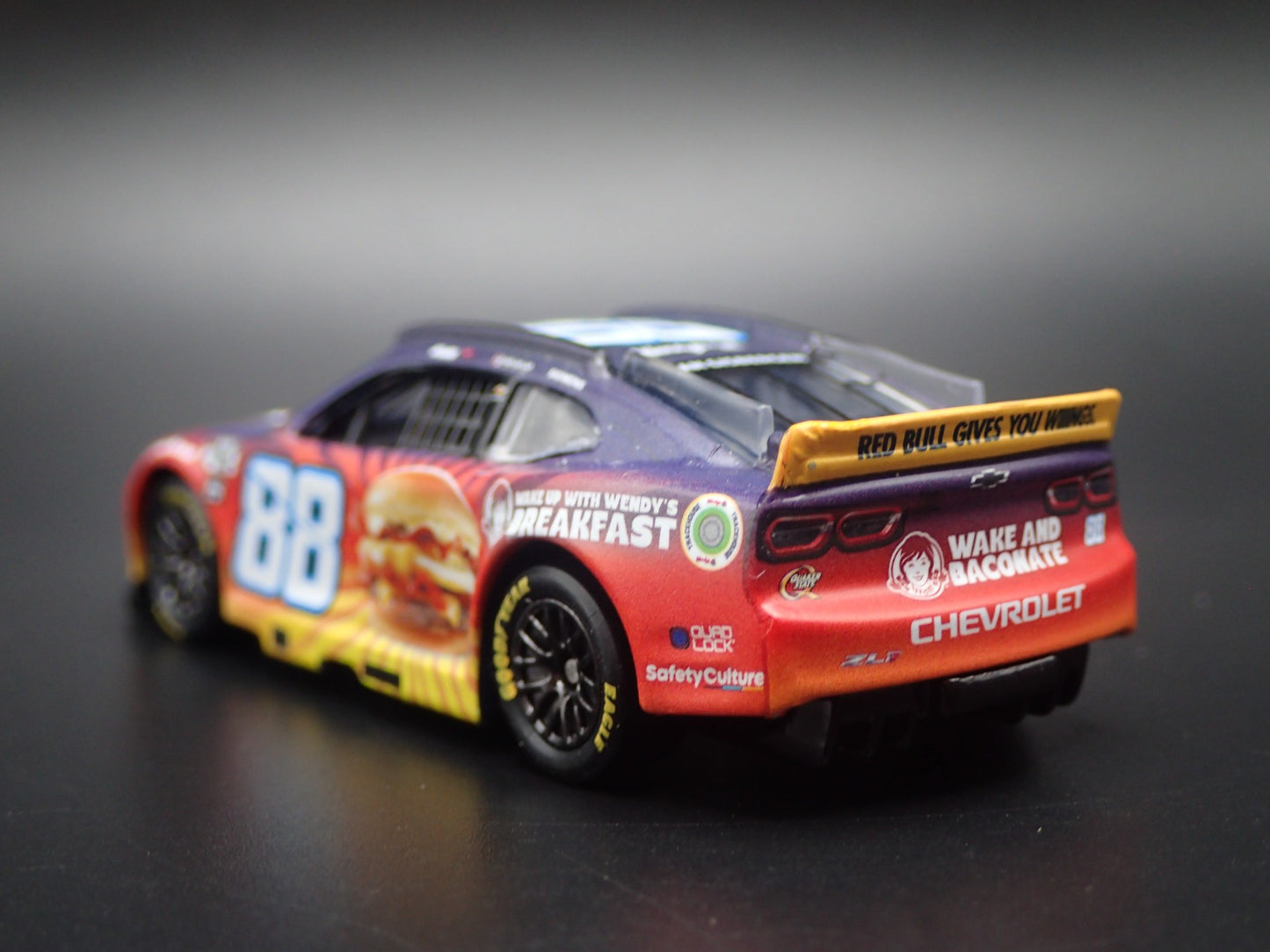 2025 25 CHEVY CAMARO 88 SHANE VAN GISBERGEN WENDYS NASCAR 1:64 DIECAST MODEL CAR