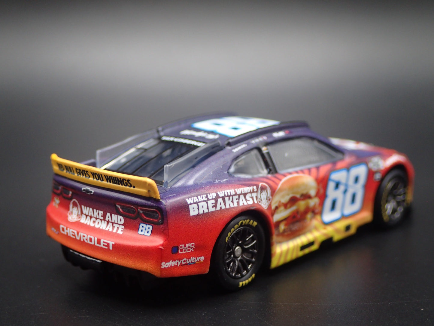 2025 25 CHEVY CAMARO 88 SHANE VAN GISBERGEN WENDYS NASCAR 1:64 DIECAST MODEL CAR