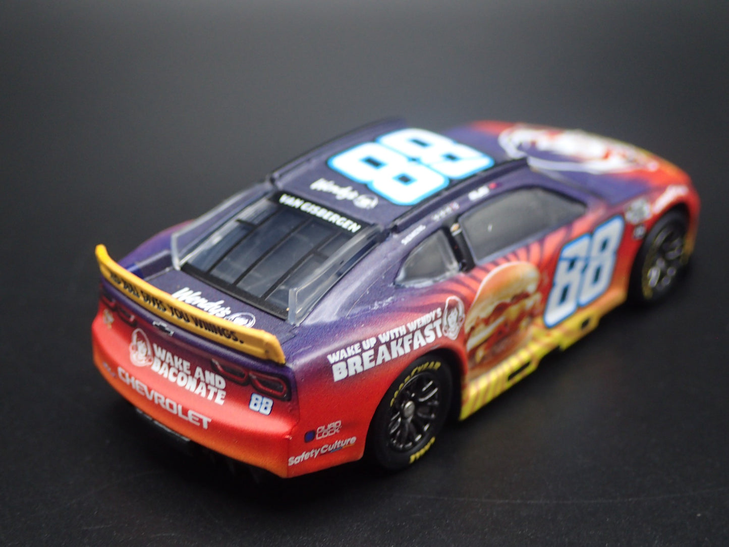 2025 25 CHEVY CAMARO 88 SHANE VAN GISBERGEN WENDYS NASCAR 1:64 DIECAST MODEL CAR