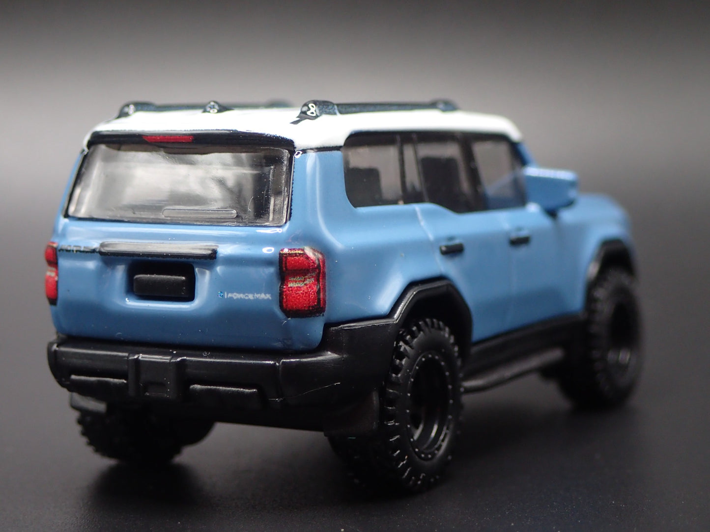 2023-2025 TOYOTA LAND CRUISER 1/64 SCALE COLLECTIBLE DIORAMA DIECAST MODEL CAR