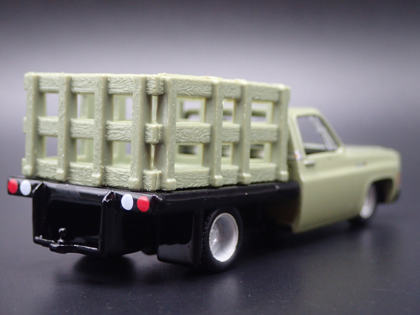 1973 73 CHEVY CHEVROLET SUPER 10 SQUARE BODY TRUCK 1:64 SCALE DIECAST MODEL CAR