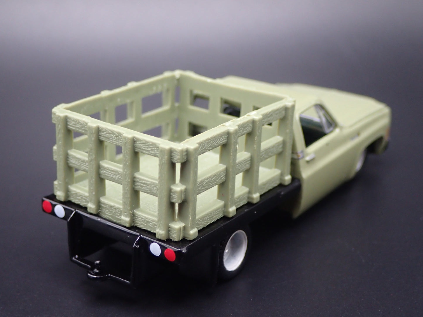 1973 73 CHEVY CHEVROLET SUPER 10 SQUARE BODY TRUCK 1:64 SCALE DIECAST MODEL CAR