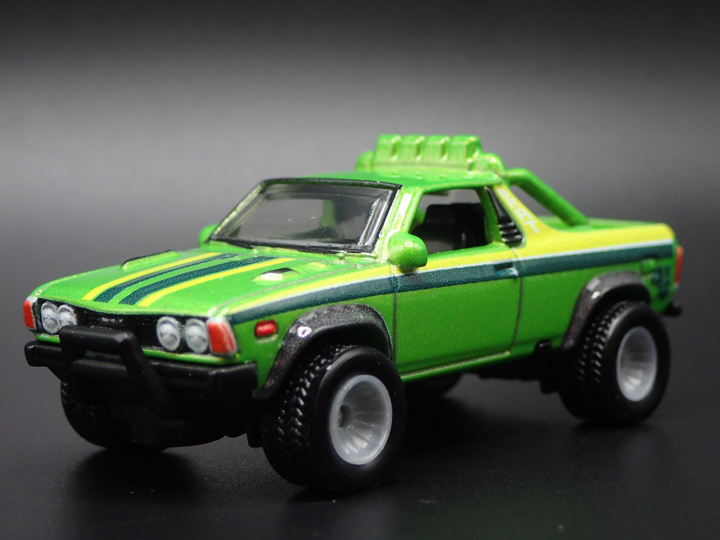 1970-1981 SUBARU BRAT PICKUP TRUCK GREEN 1:64 SCALE DIORAMA DIECAST MODEL CAR