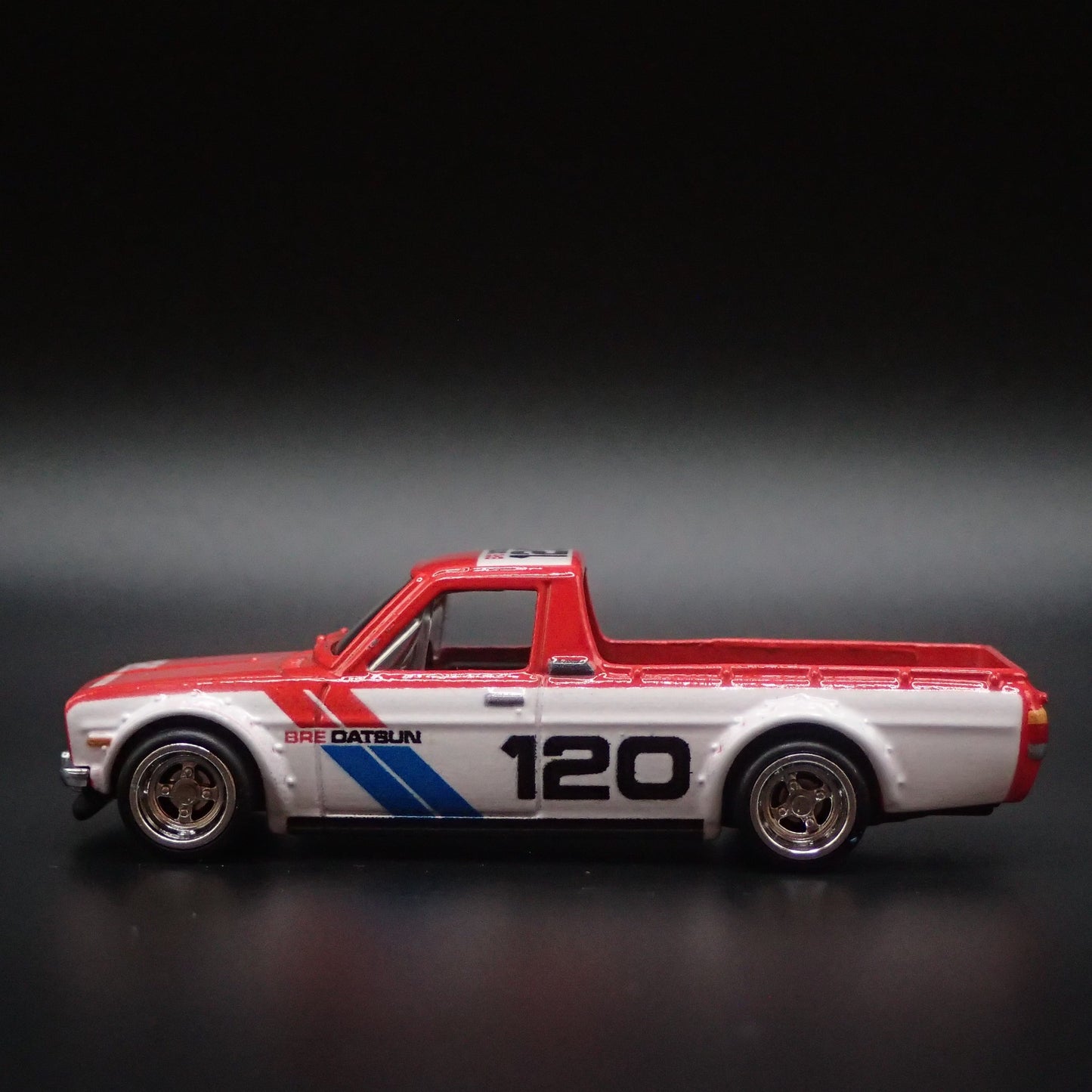 1975 75 DATSUN SUNNY PICKUP TRUCK B120 BRE RACING 1:64 SCALE DIECAST MODEL CAR