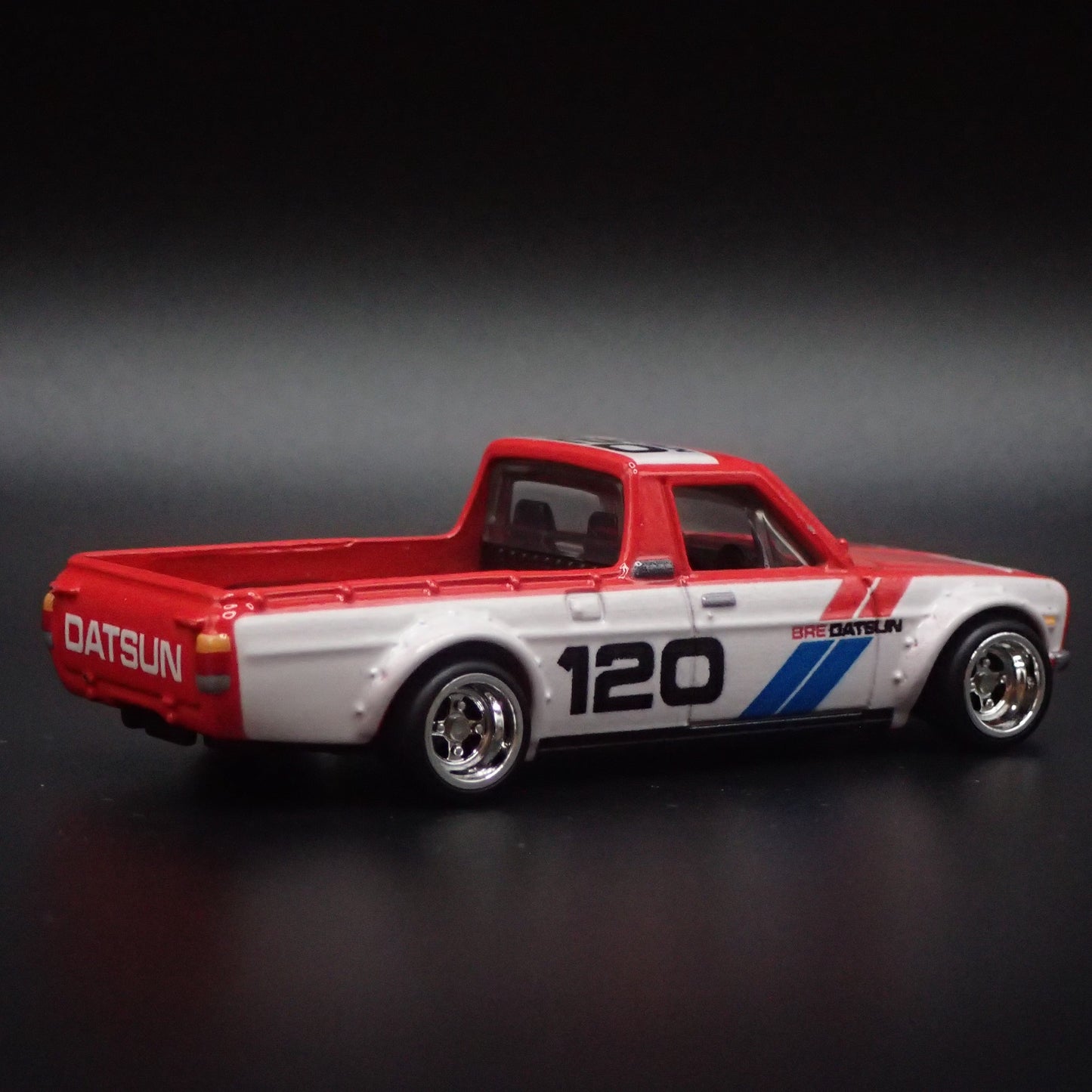 1975 75 DATSUN SUNNY PICKUP TRUCK B120 BRE RACING 1:64 SCALE DIECAST MODEL CAR