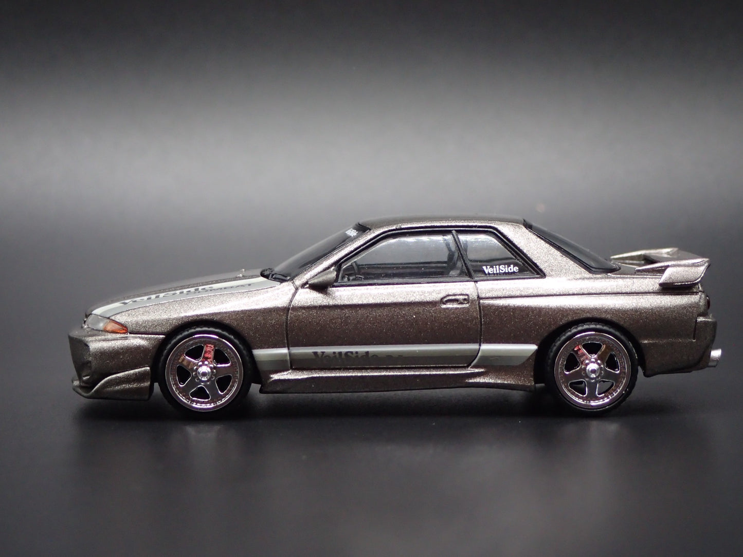 1989-1994 NISSAN SKYLINE GTR R32 VEILSIDE COMBAT C1 1:64 SCALE DIECAST MODEL CAR