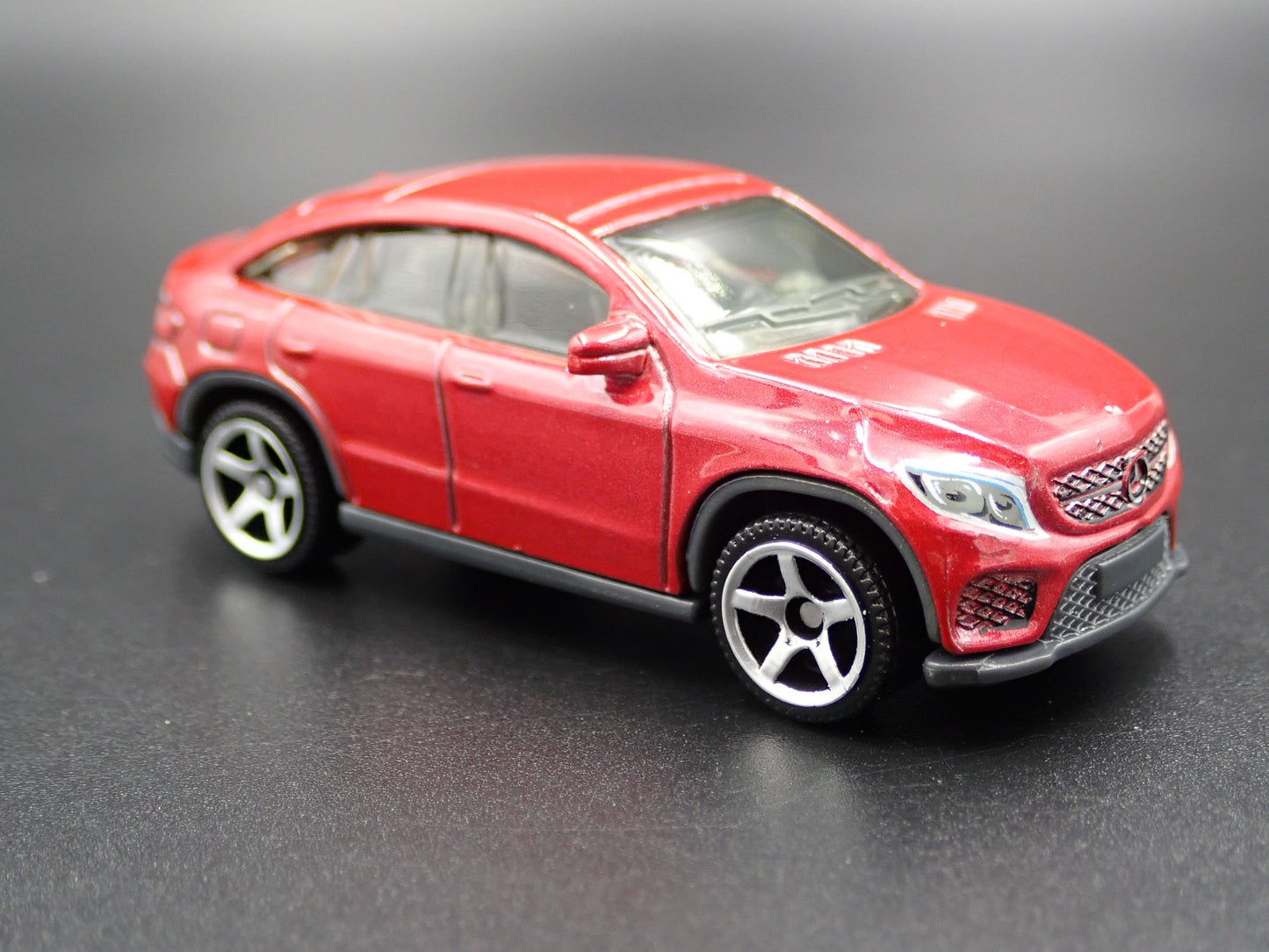 2012-2019 MERCEDES-BENZ GLE COUPE RED RARE 1:64 SCALE DIORAMA DIECAST MODEL CAR