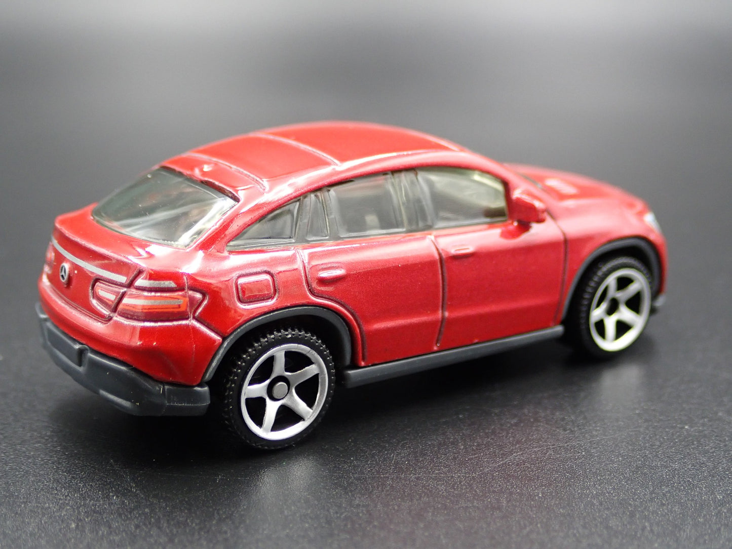 2012-2019 MERCEDES-BENZ GLE COUPE RED RARE 1:64 SCALE DIORAMA DIECAST MODEL CAR