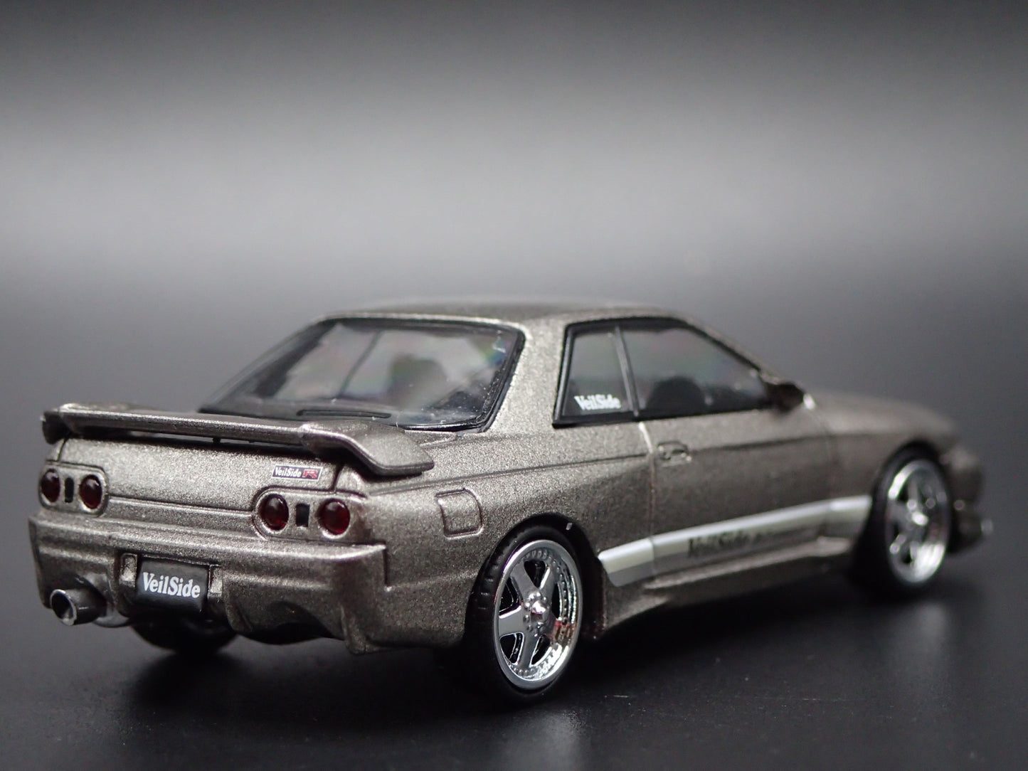 1989-1994 NISSAN SKYLINE GTR R32 VEILSIDE COMBAT C1 1:64 SCALE DIECAST MODEL CAR