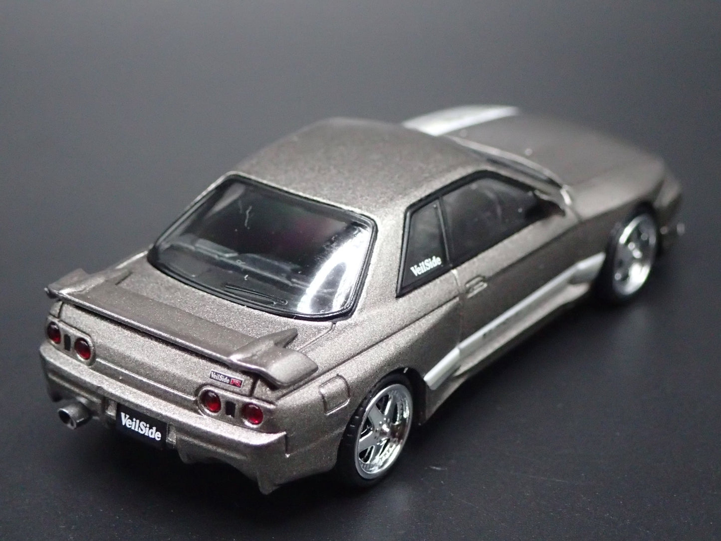 1989-1994 NISSAN SKYLINE GTR R32 VEILSIDE COMBAT C1 1:64 SCALE DIECAST MODEL CAR