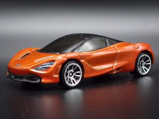 2017-2023 MCLAREN 720S SUPER CAR ORANGE 1:64 SCALE DIORAMA DIECAST MODEL CAR